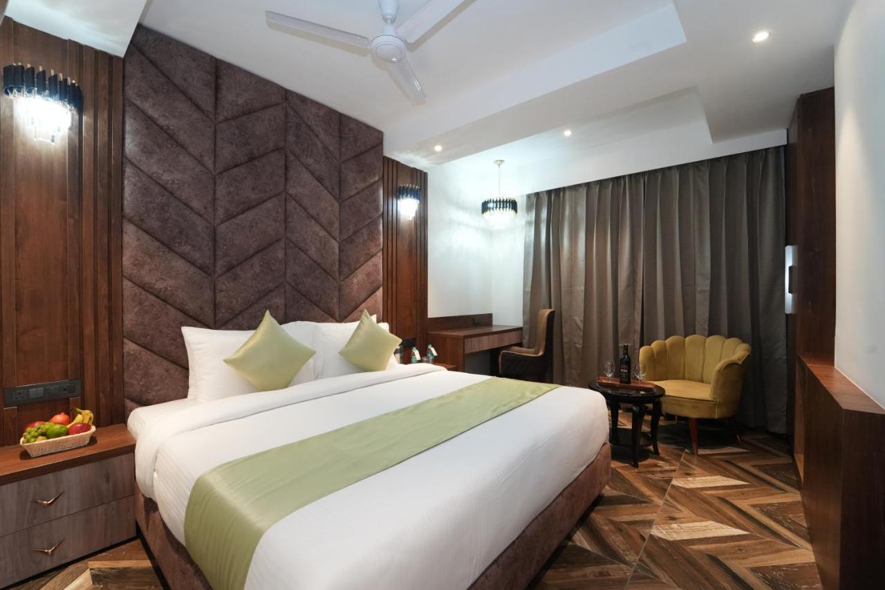 Grand Luxotica By Dls Hotels 德拉敦 外观 照片