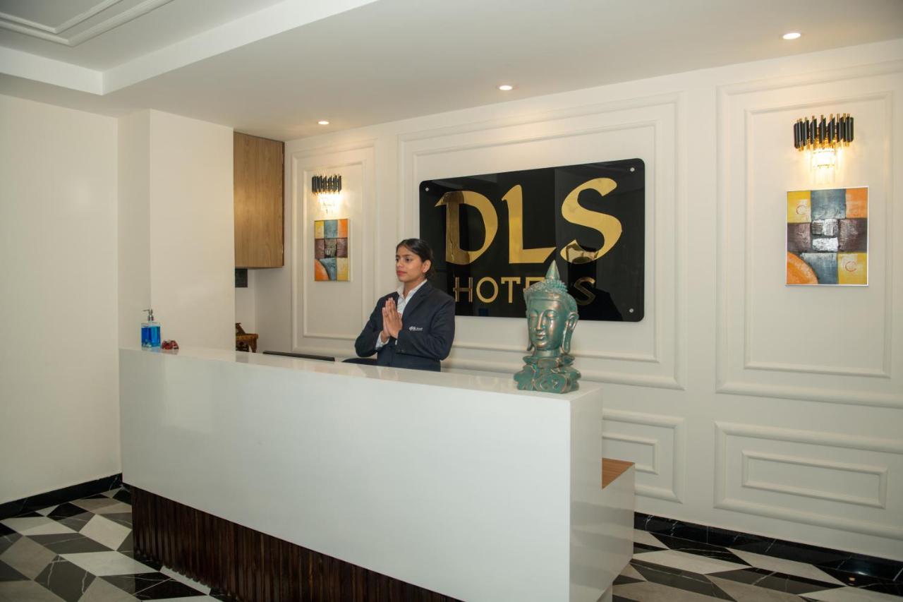 Grand Luxotica By Dls Hotels 德拉敦 外观 照片